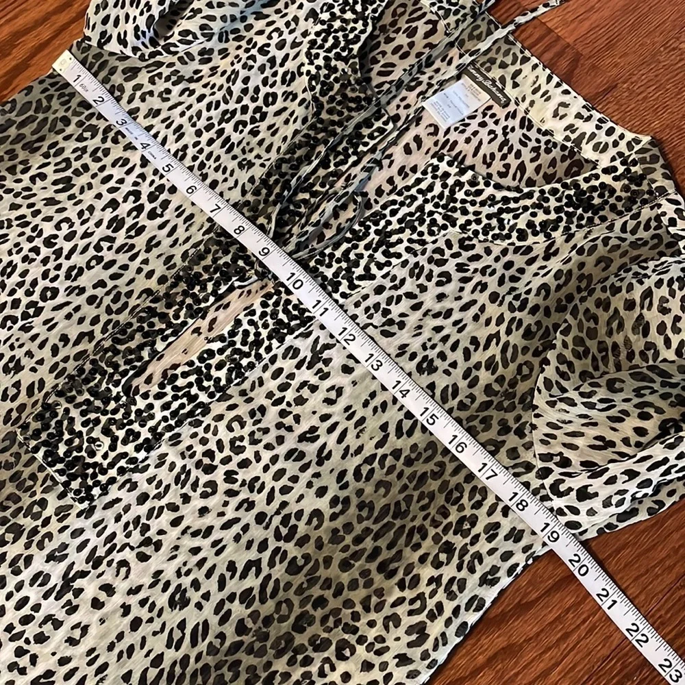 Tommy Bahama measurements swimming